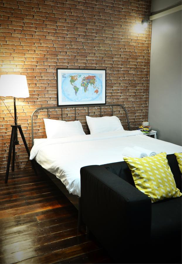 Goodfellas Thong Lo Hostel #Check In Time Needed# Bangkok Exterior foto