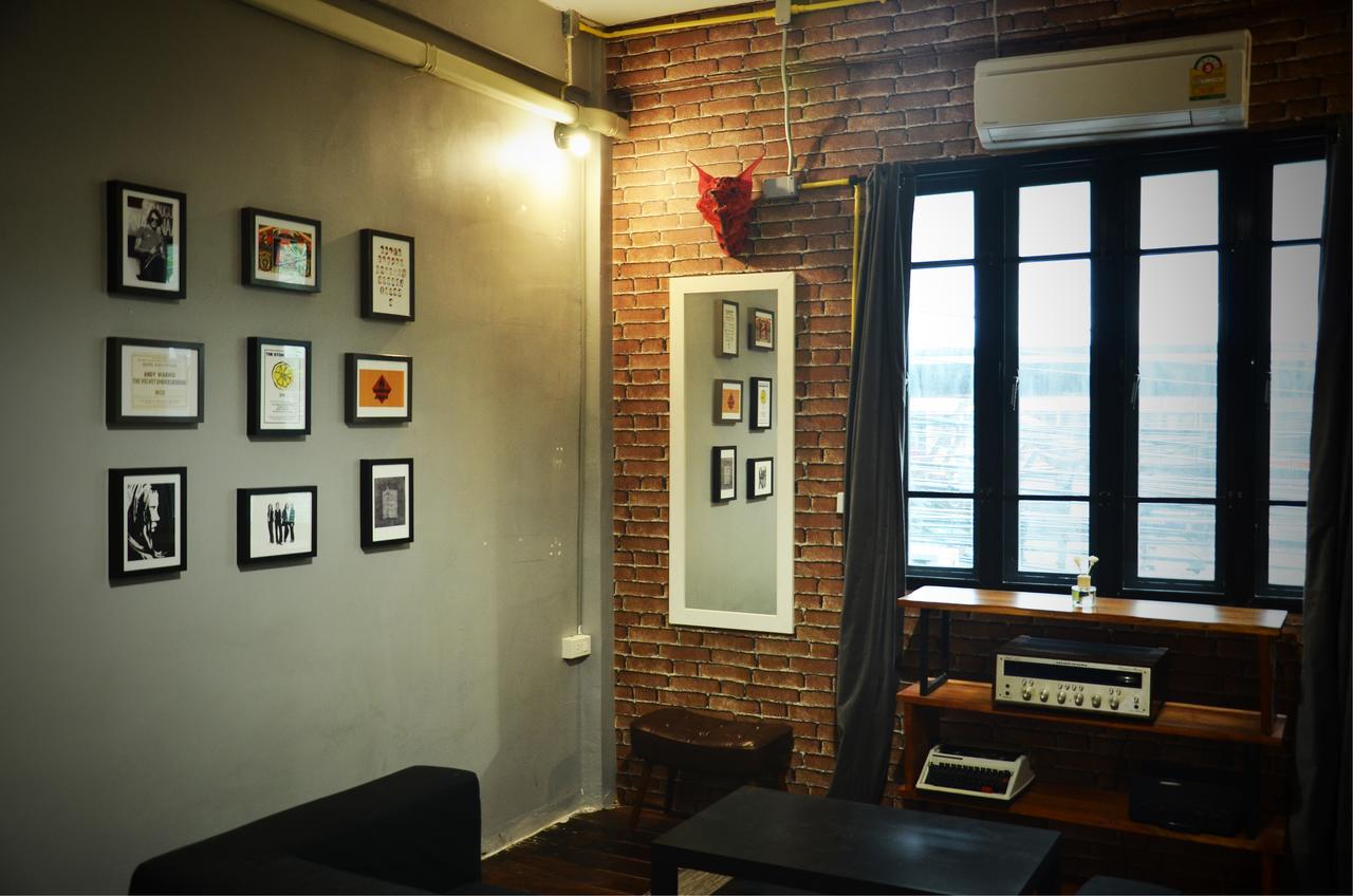 Goodfellas Thong Lo Hostel #Check In Time Needed# Bangkok Exterior foto